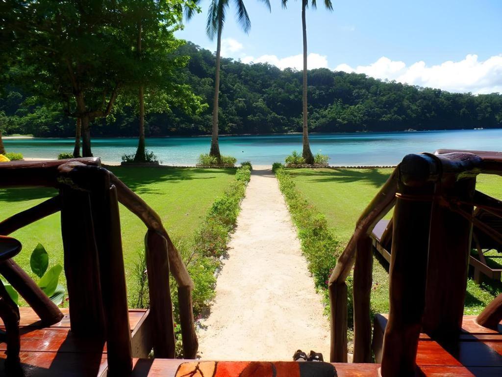 Secret Paradise Resort & Turtle Sanctuary Сан-Вісент Екстер'єр фото